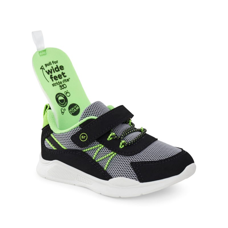 dive sneaker 20 littlekid black green black green 1