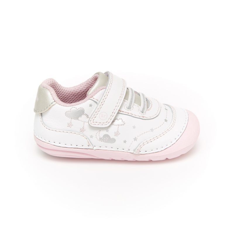 soft motion adalyn sneaker littlekid white silver 1