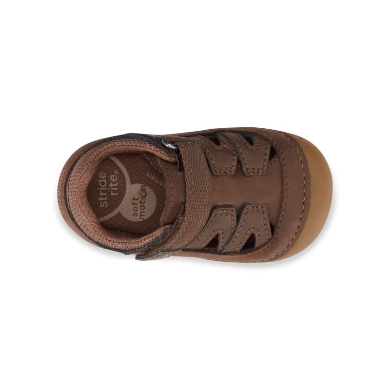 soft motion adam sneaker sandal littlekid brown 6