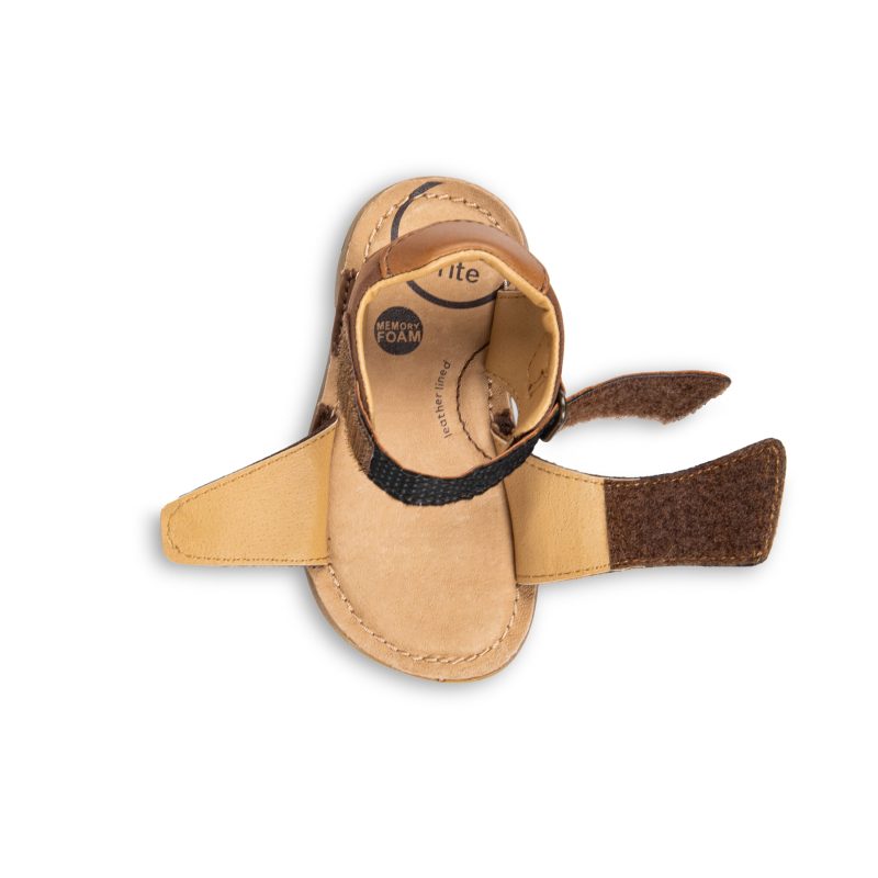 srtech aru sandal littlekid brown 6